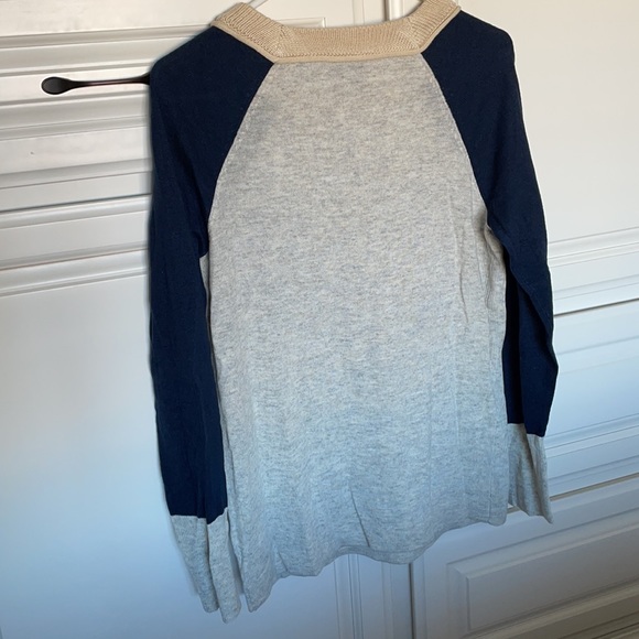 41 Hawthorn Lightweight Sweater - Picture 4 of 5